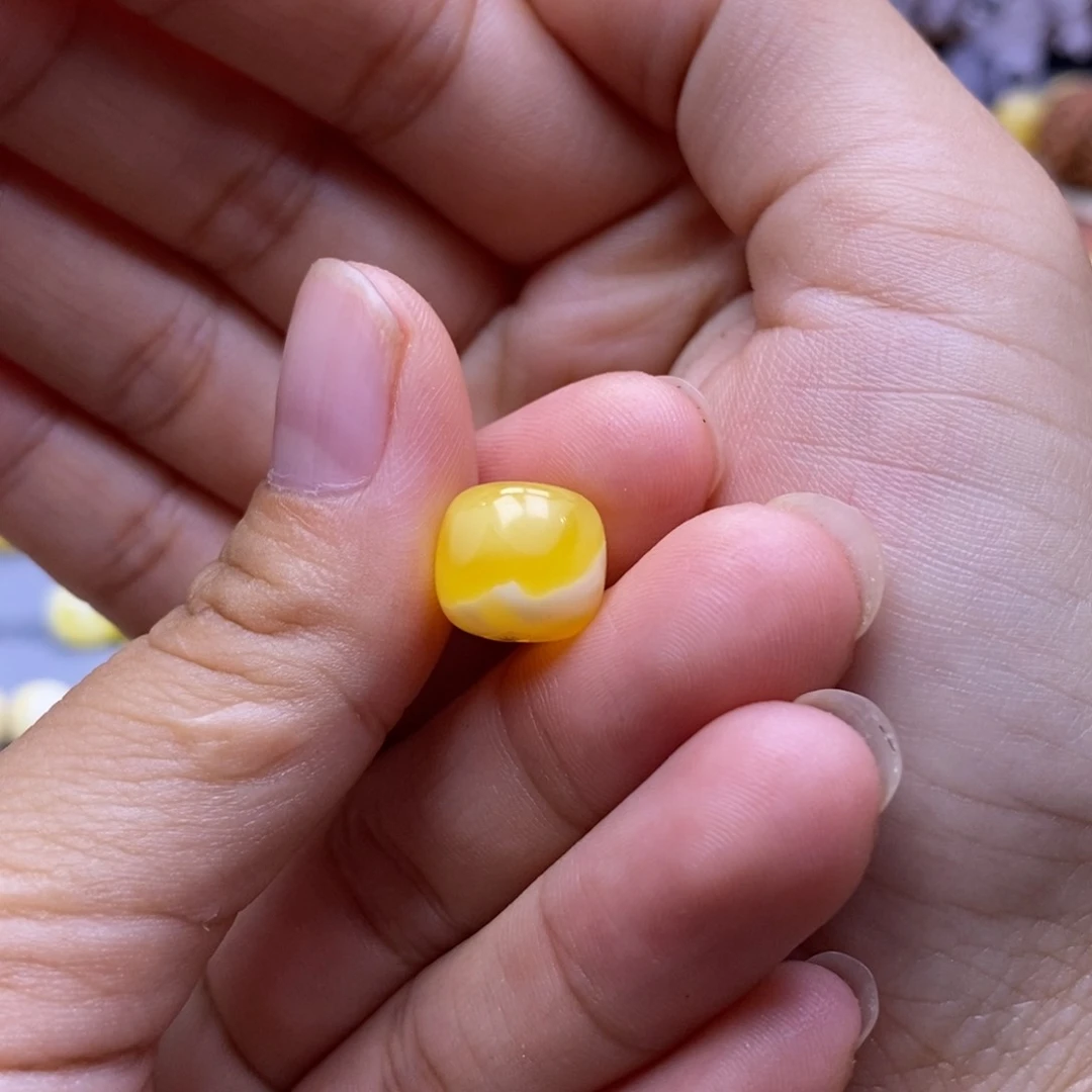 琥珀未镶嵌珠宝奇石朱****f