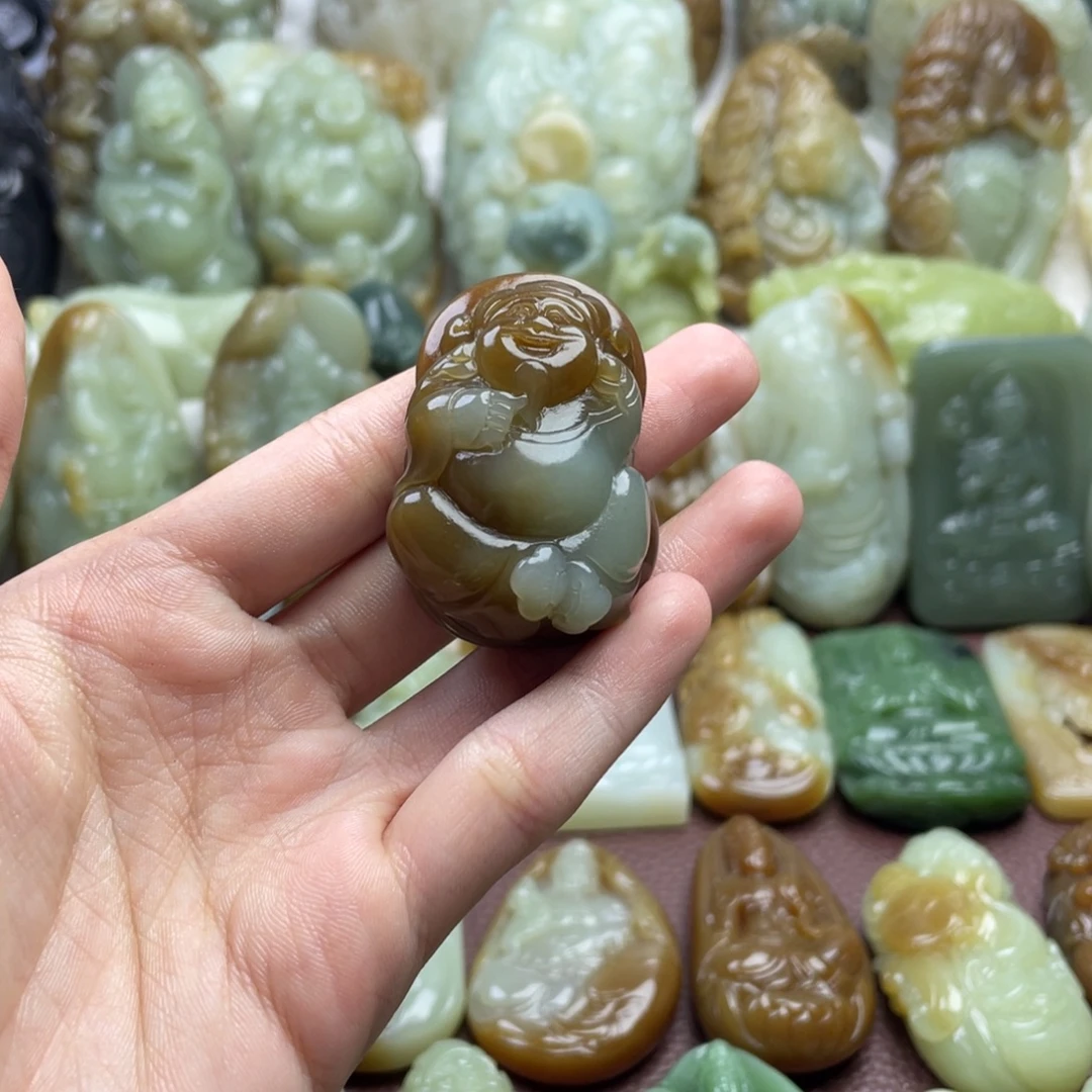 颈饰未镶嵌和田玉