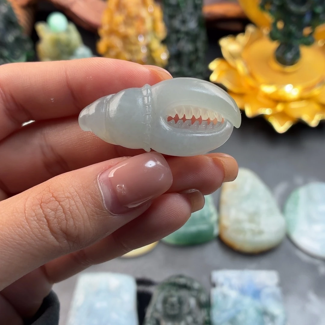 定制翡翠未镶嵌翡翠