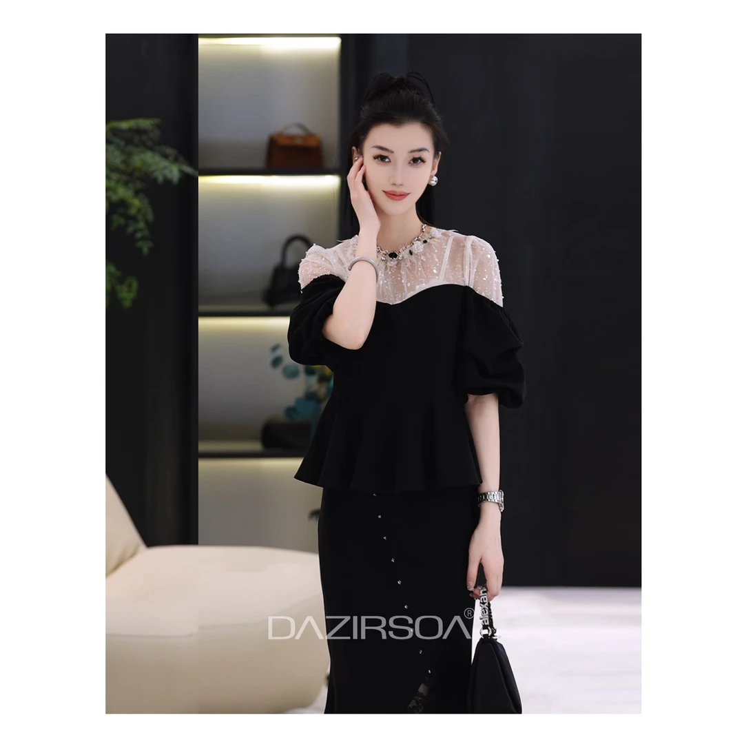 “邂逅花开”时尚百搭蕾丝露肩娃娃版法式T恤 Y955