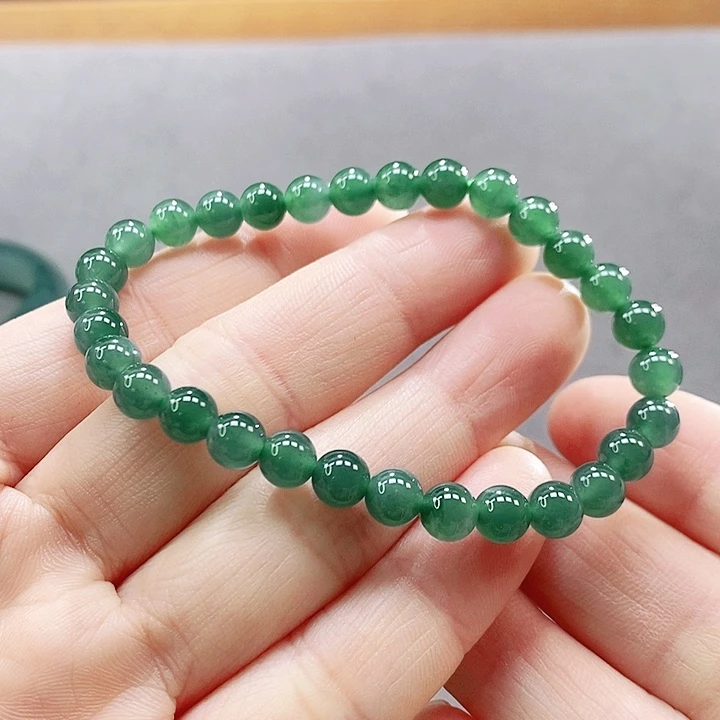 翡翠未镶嵌手镯（圆镯）