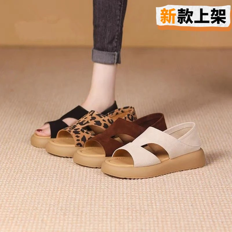 夏季2025新款露趾真皮运动凉鞋舒适时尚复古百搭平底防滑休闲鞋女