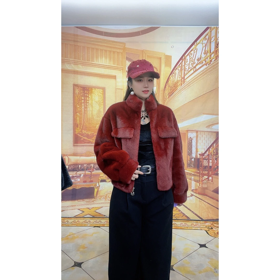 8113秋冬新款短款立领轻奢红色外套女爆款洋气