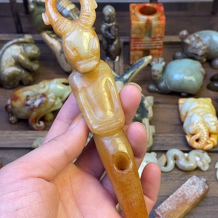 未镶嵌和田玉（糖玉）挂件