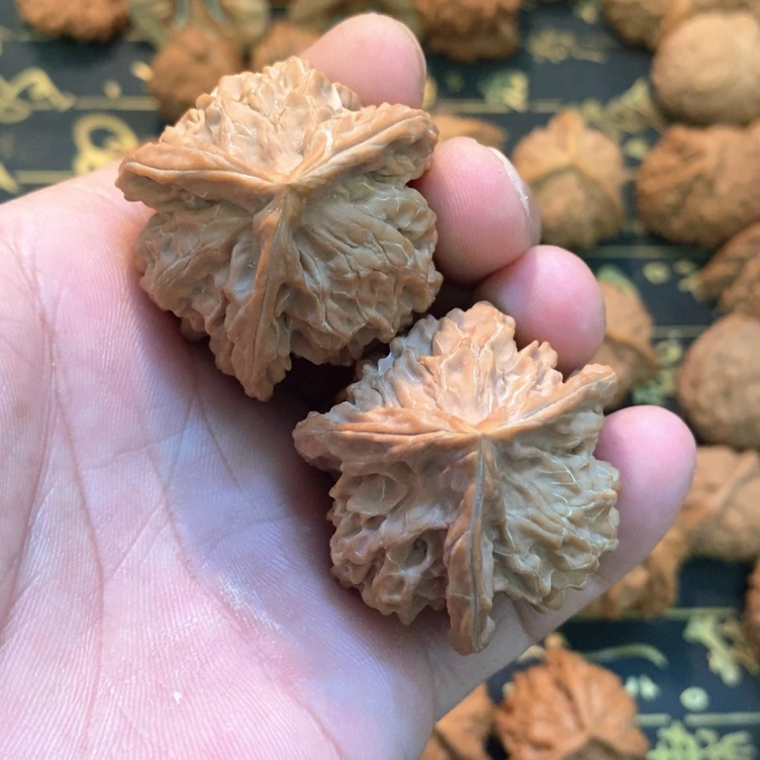 文玩麻核桃盘山三棱 尺寸3.9