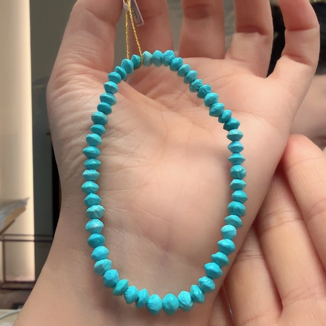 绿松石未镶嵌颈饰