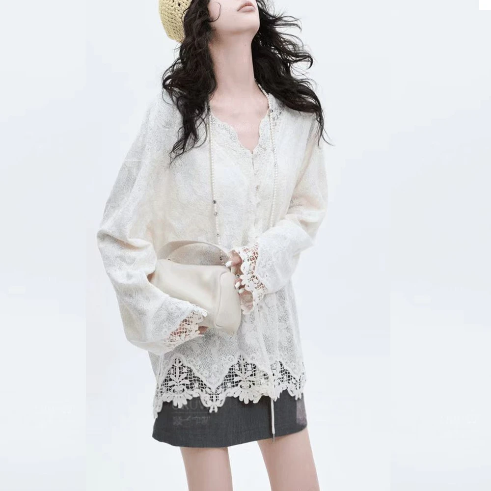 【幻想日记】提花镂空蕾丝上衣韩系宽松透气开衫上衣女百搭显瘦上衣