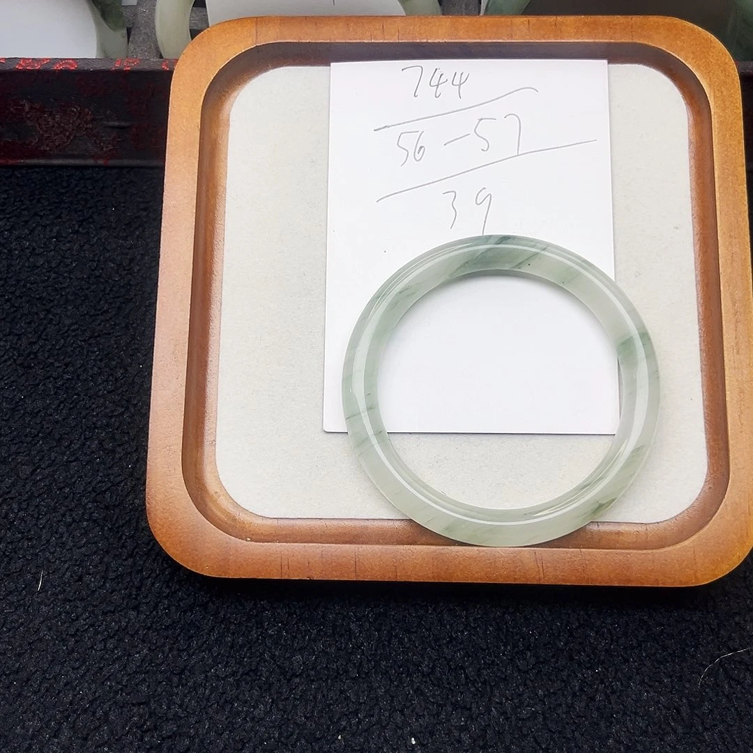 石英质玉未镶嵌手镯744