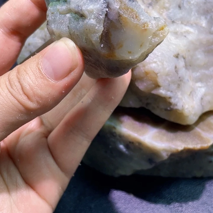 未镶嵌和田玉珠宝半成品