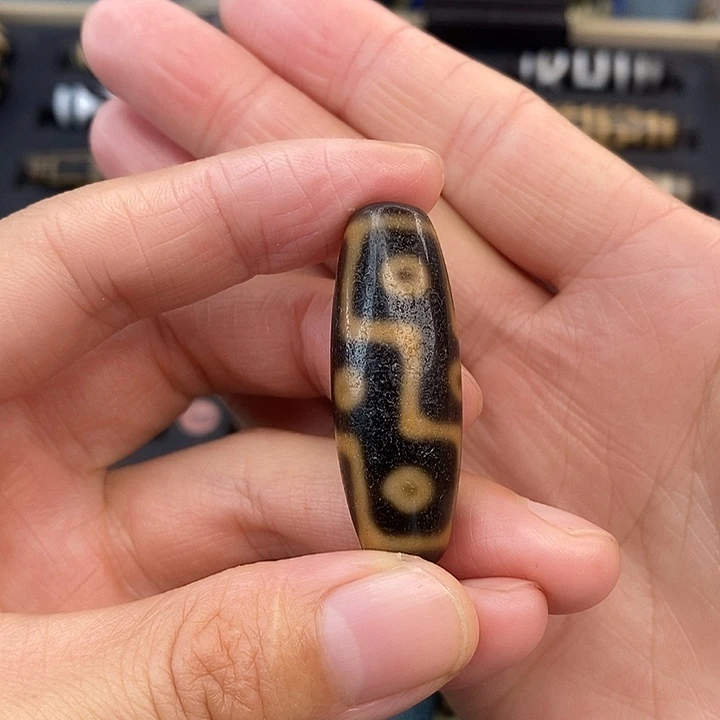 小***通玛瑙/玉髓未镶嵌颈饰