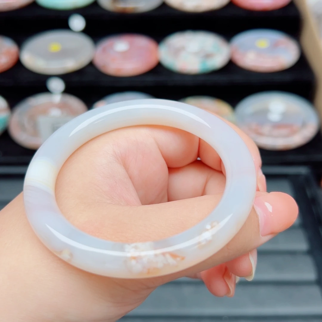 手镯玛瑙/玉髓未镶嵌54