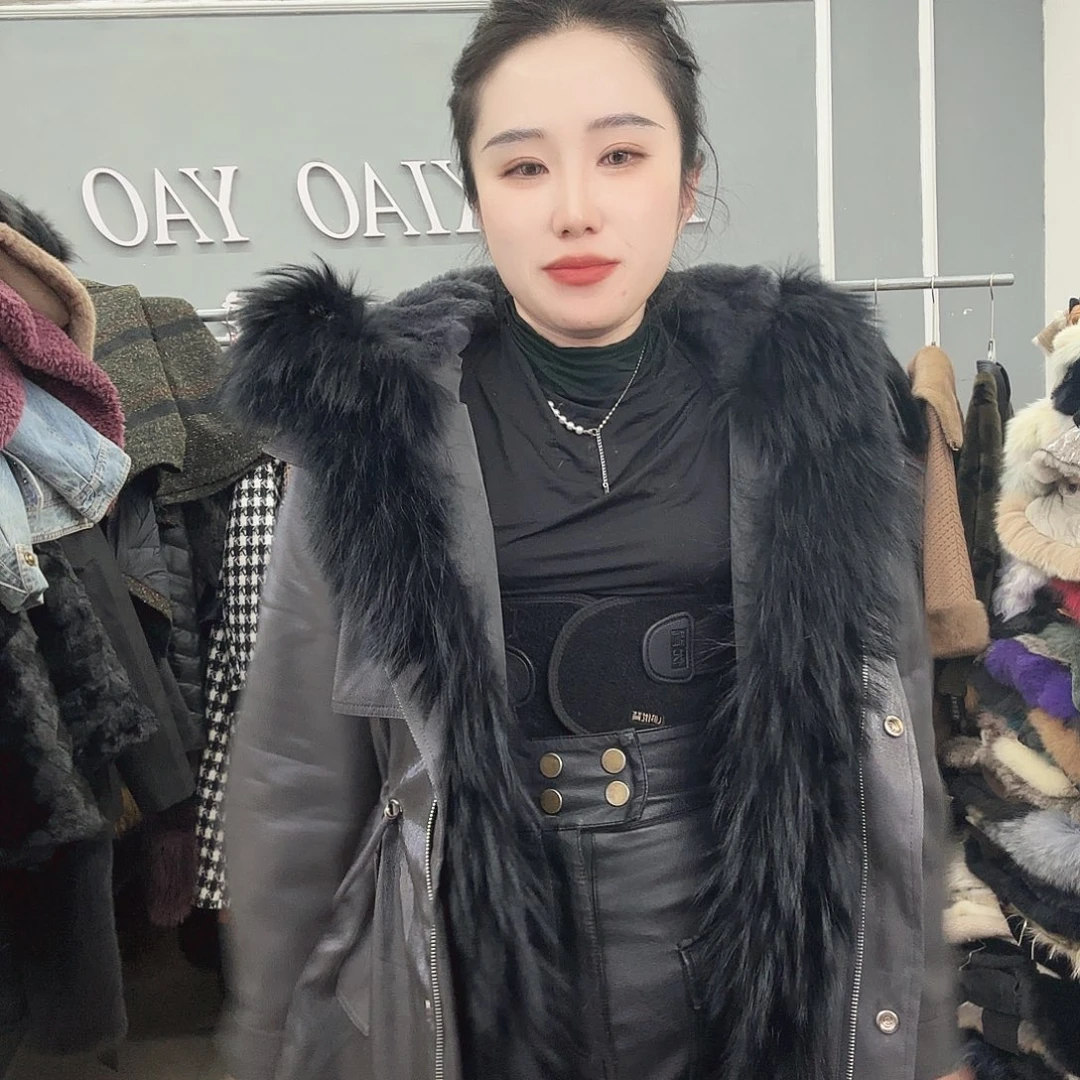 姚小妖家高端皮草