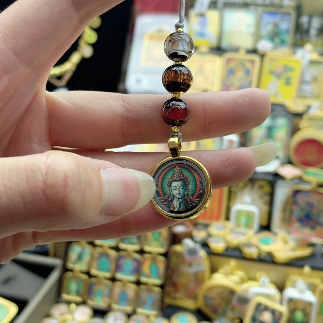 唐卡等多种形式进行的艺术创作