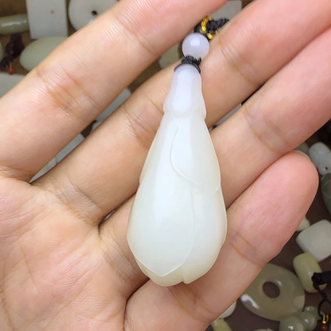 未镶嵌和田玉挂件