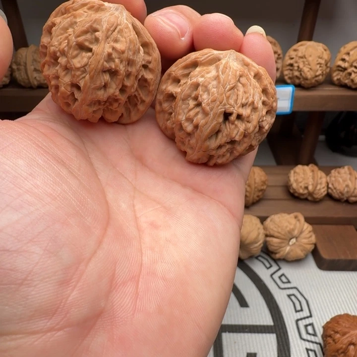 文玩核桃把件磨盘