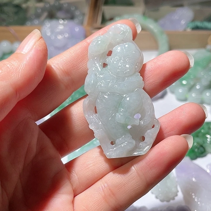 颈饰未镶嵌翡翠天