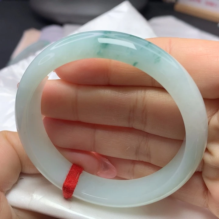 翡翠手镯未镶嵌56565757