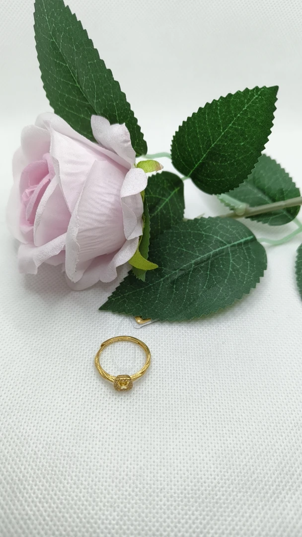 红飞珠宝足金戒指