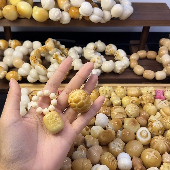 S***A吊坠菩提根/象牙果