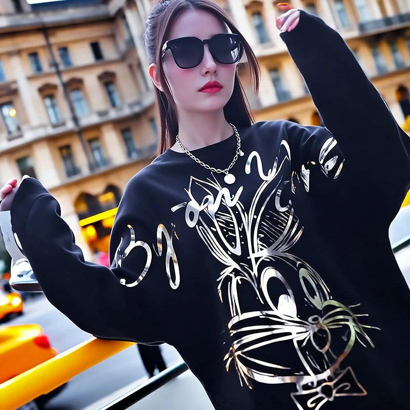 BY潮牌大兔子烫金圆领卫衣/男女同款情侣宽松潮牌秋季潮流长袖