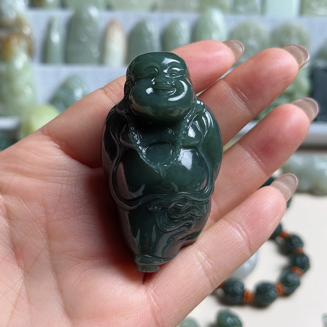 和田玉未镶嵌把件