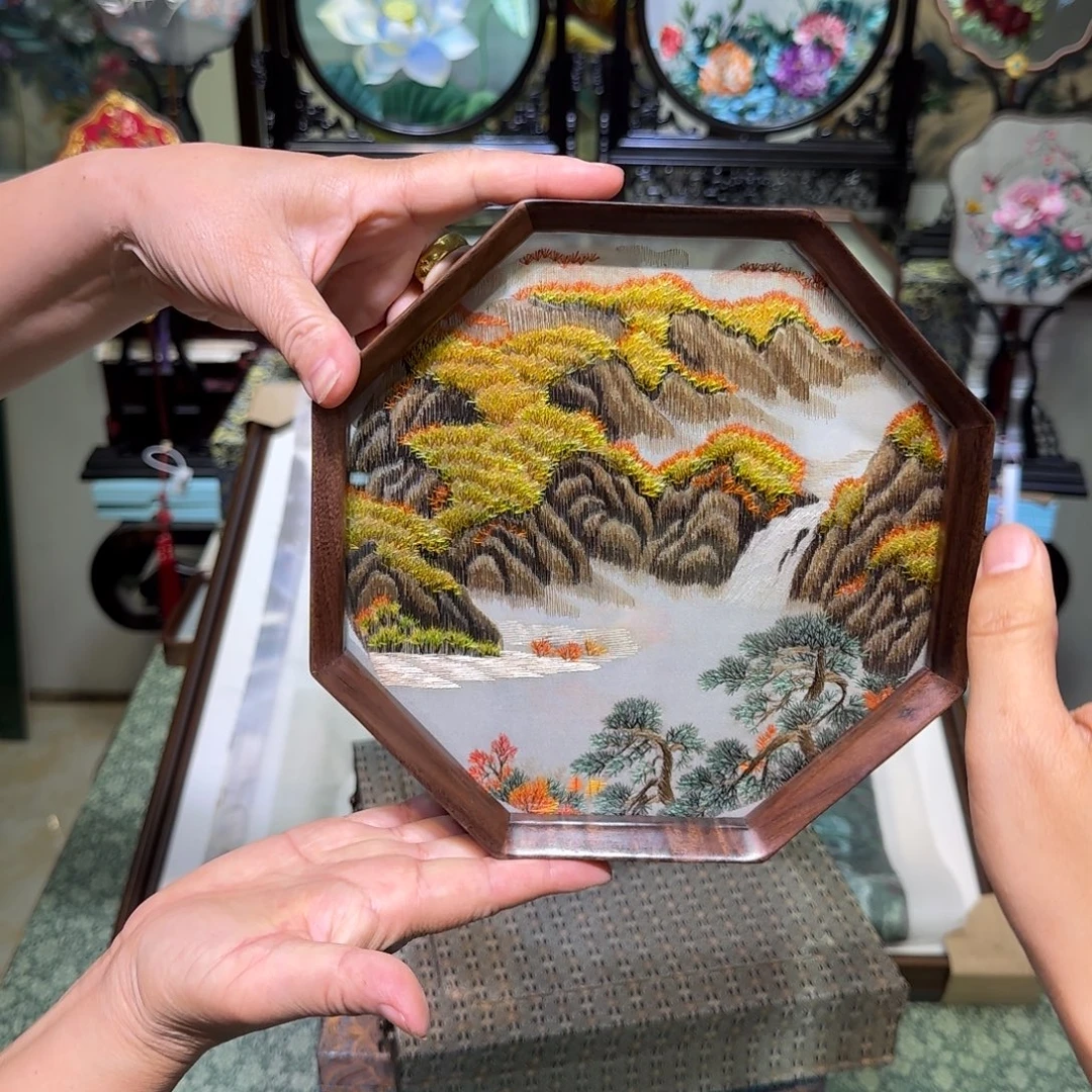 刺绣刺绣工艺精湛独特设计异色