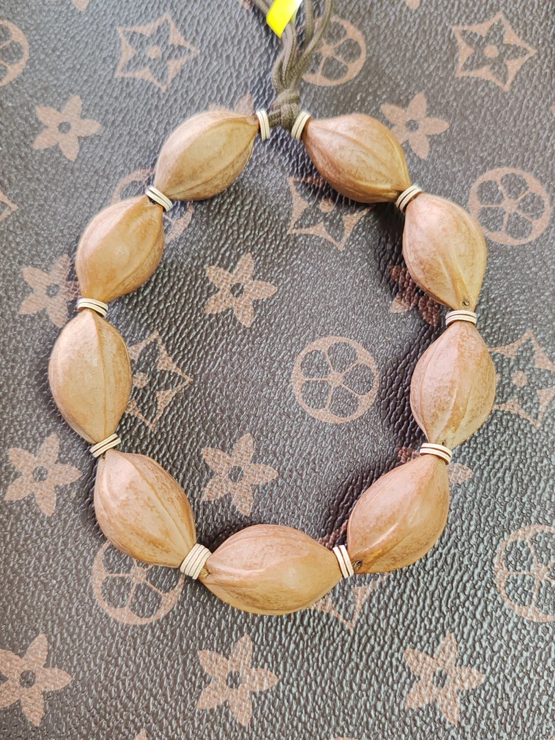 17*29MM系列梅林老树铁核原生态三花鲨鱼背橄榄核素串