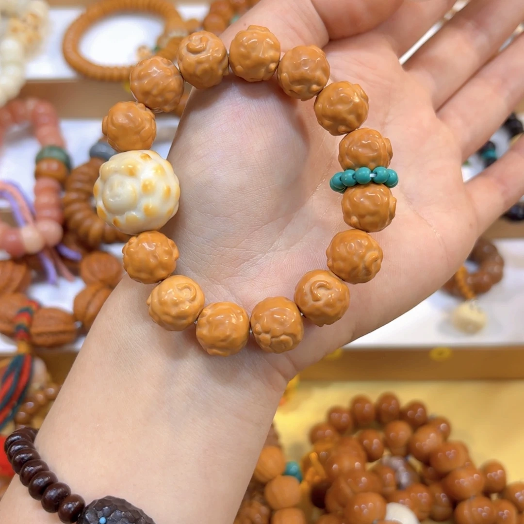 星月菩提吊坠全品猴头小羊