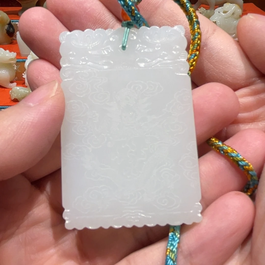 大***雪颈饰未镶嵌和田玉