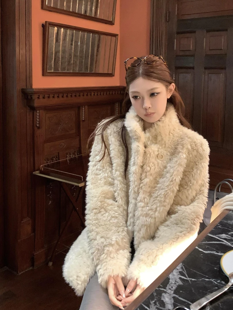 富人区4.0环保皮草毛毛外套女温柔慵懒风皮毛一体立领羊羔毛大衣