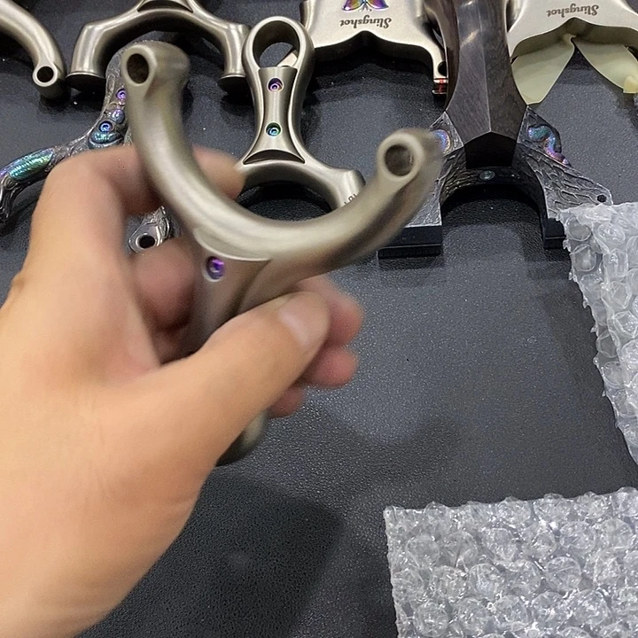 记***。3056号瑕疵叉角羚带卡球