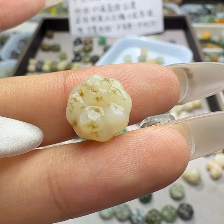 韵***韵未镶嵌和田玉珠宝半成品