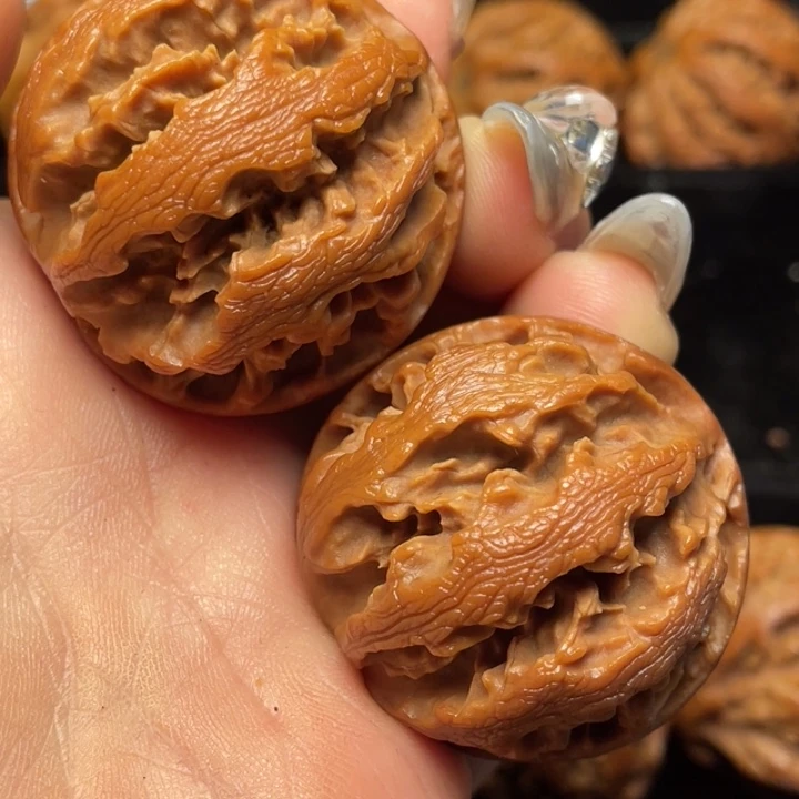 文玩核桃把件秦岭山脉核桃