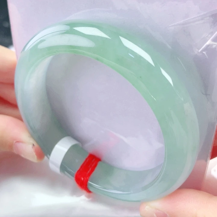 翡翠未镶嵌手镯54圈