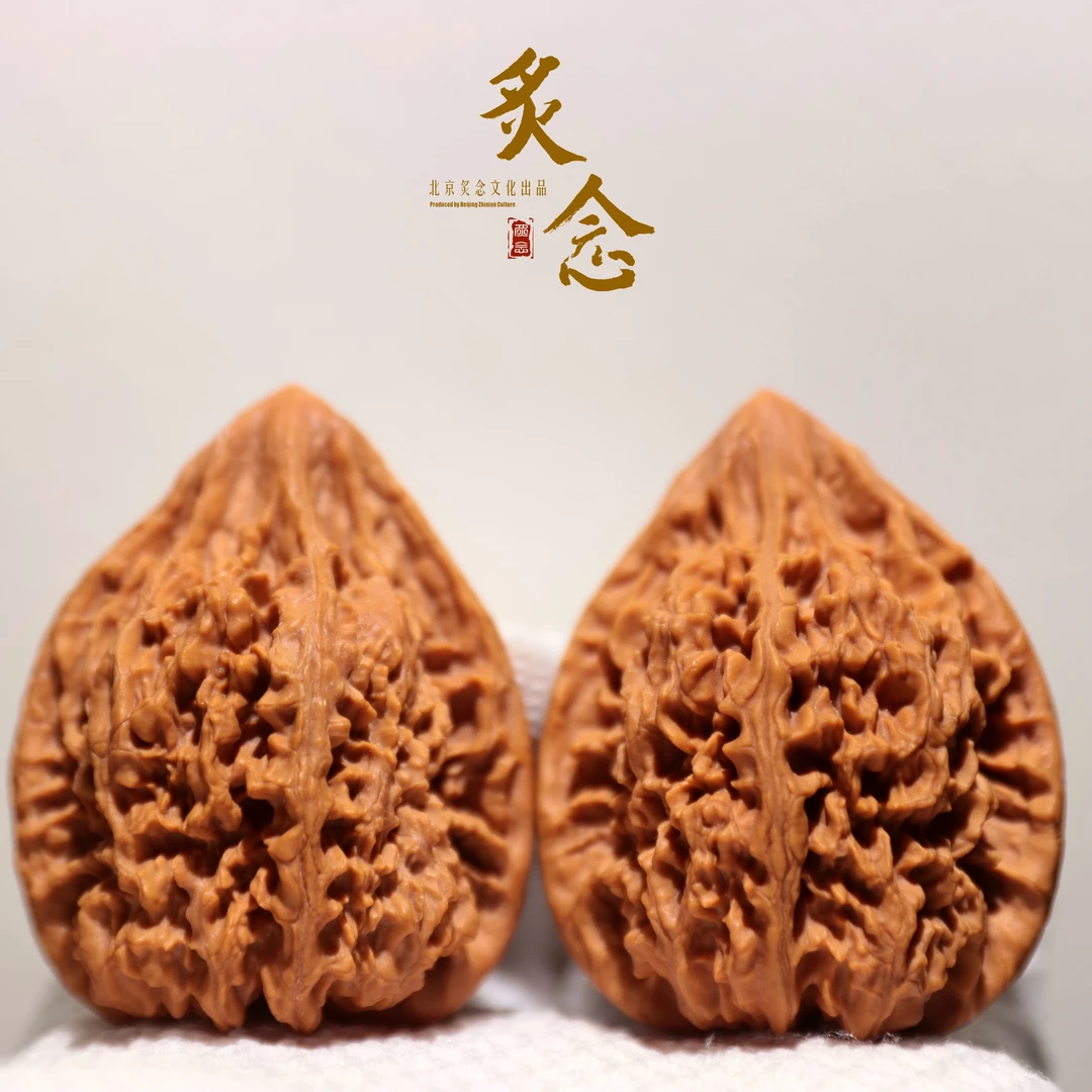 变异老鸡心 · 44-42-54 一物一图 文玩好物