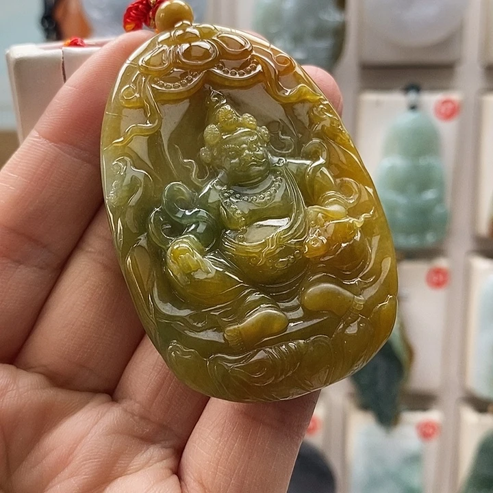 斷***㸃翡翠未镶嵌颈饰每天