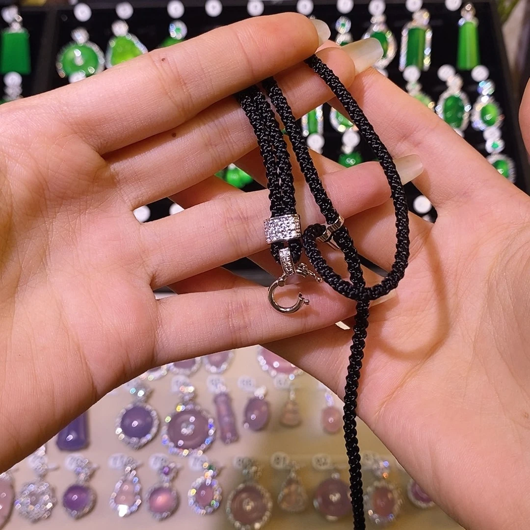 玛瑙/玉髓颈饰合金