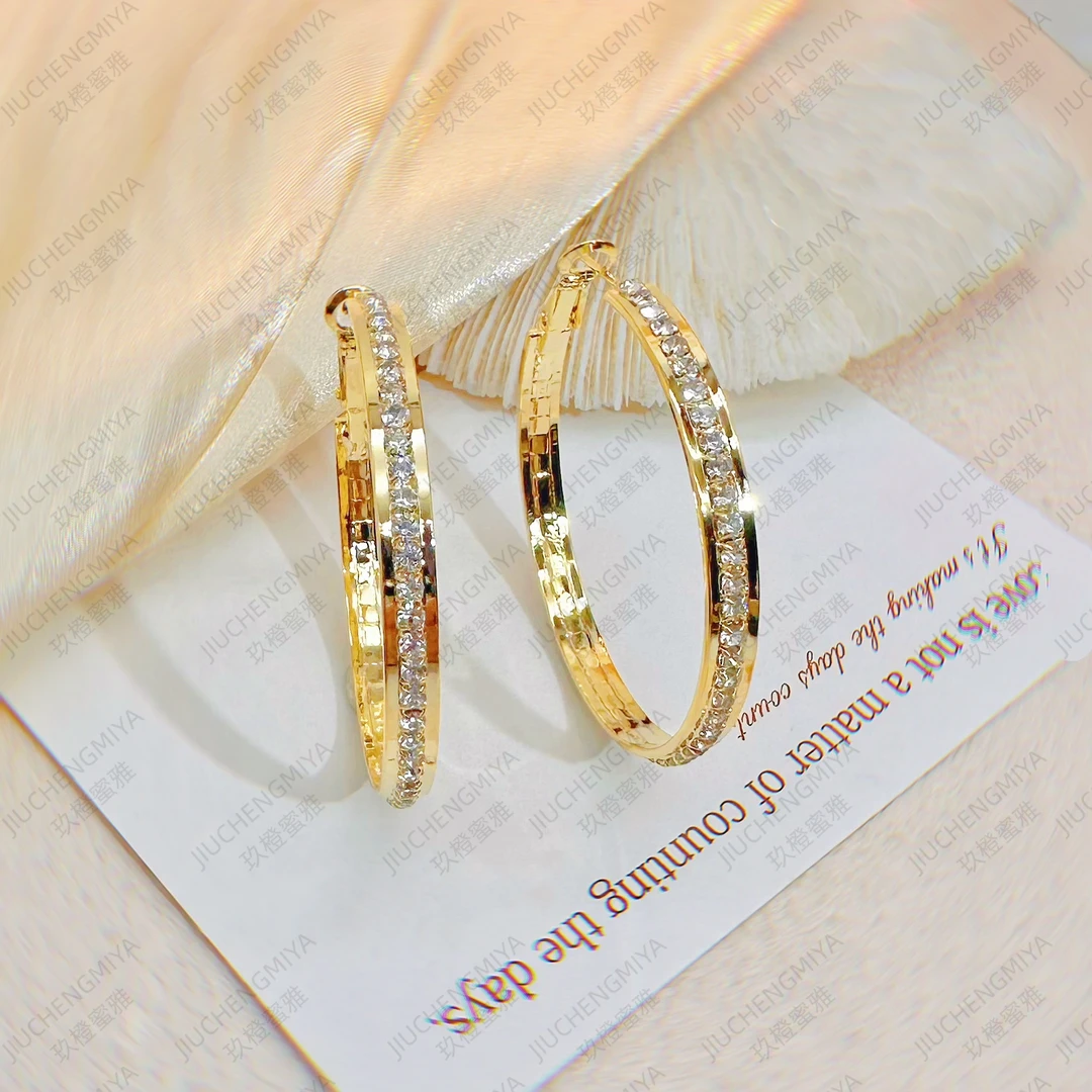 铜合金合成锆石耳饰 悠梦CH788时尚气质高级感简约百搭金色女耳圈