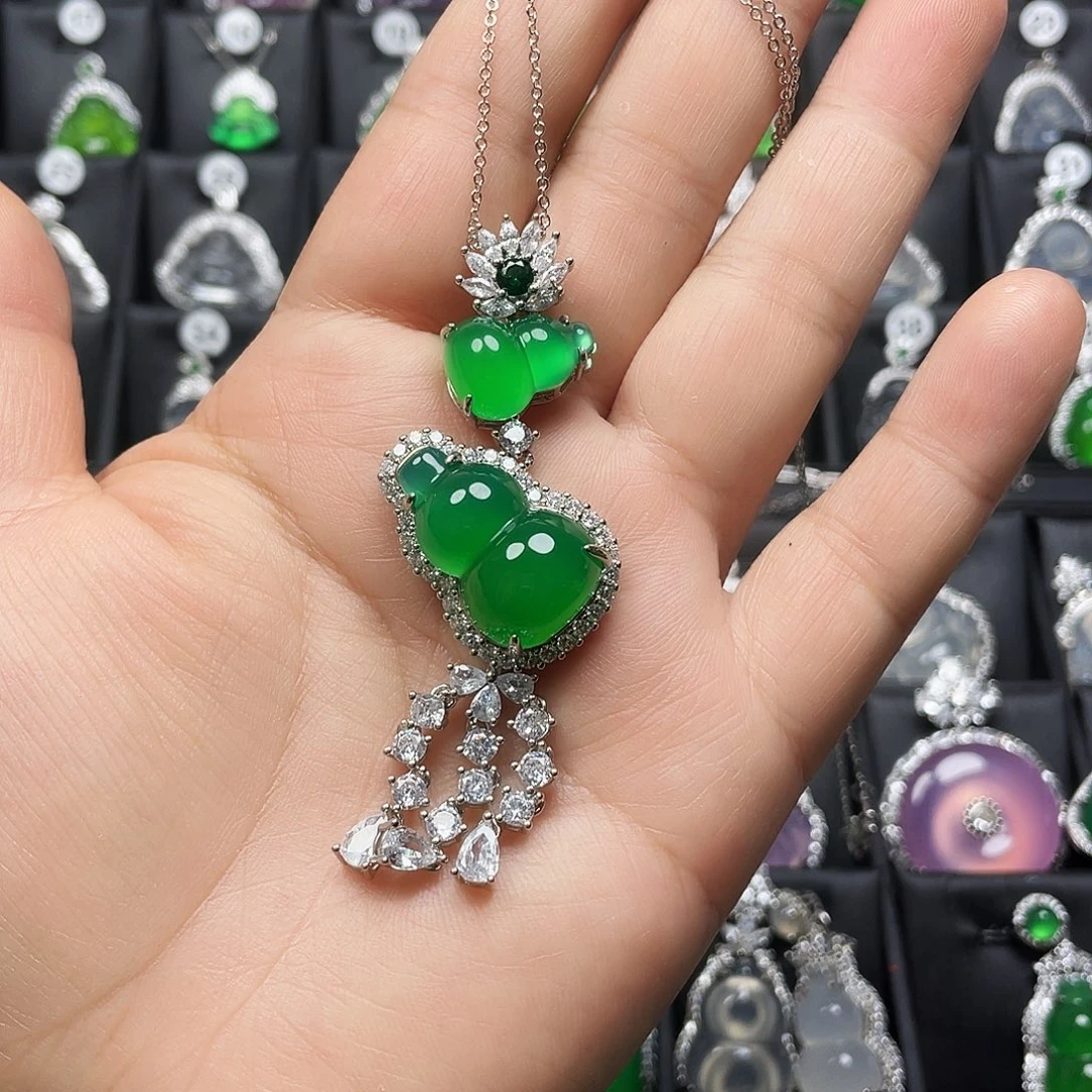 玛瑙/玉髓颈饰合金