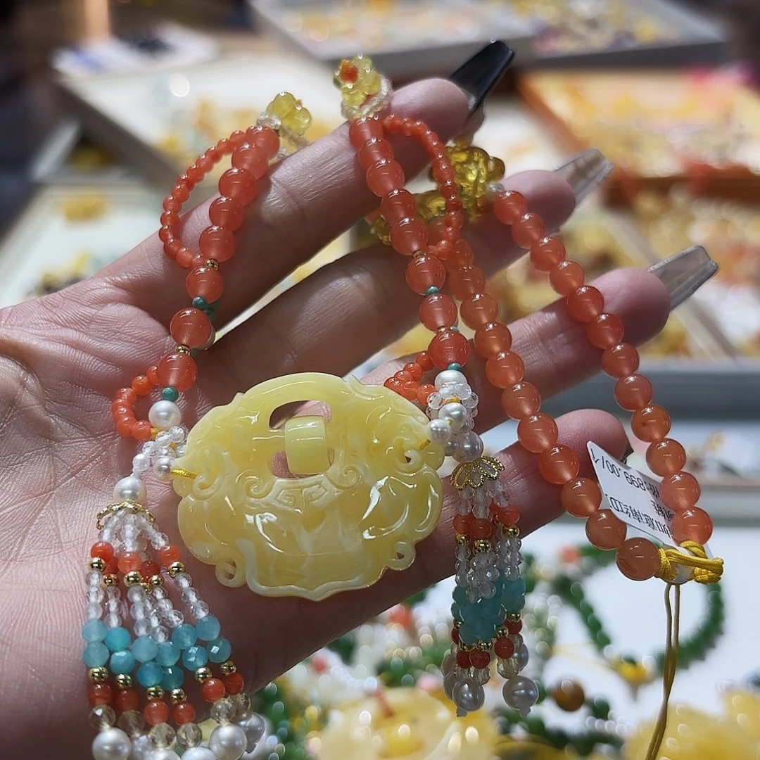 烟晶手链未镶嵌熊****怪琥珀