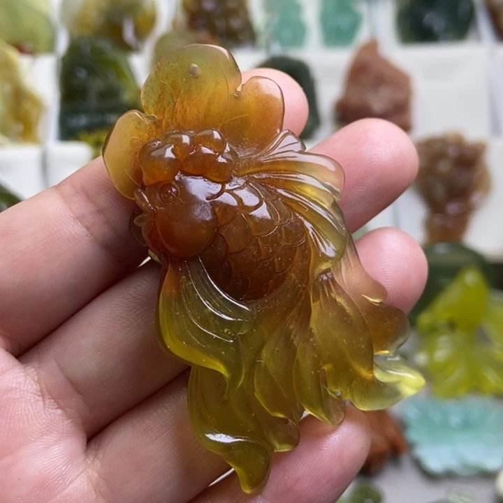 未镶嵌蛇纹石玉挂件