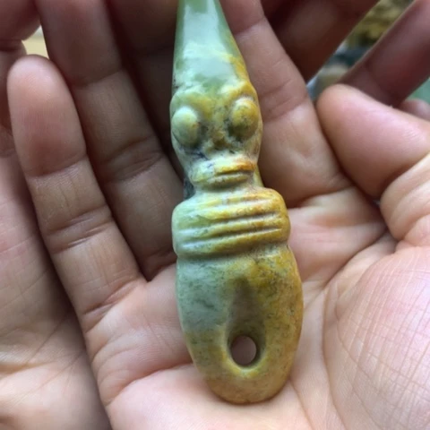 【闪购商品】未镶嵌岫岩河磨玉（透闪石质玉）把件