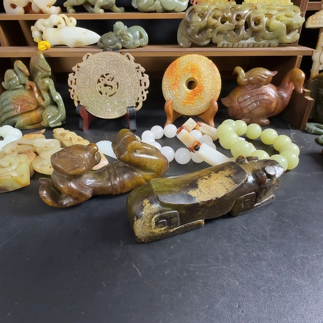 木***杨和田玉未镶嵌挂件