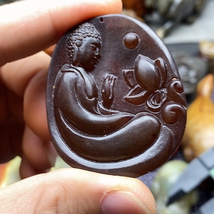 未镶嵌蛇纹石玉颈饰