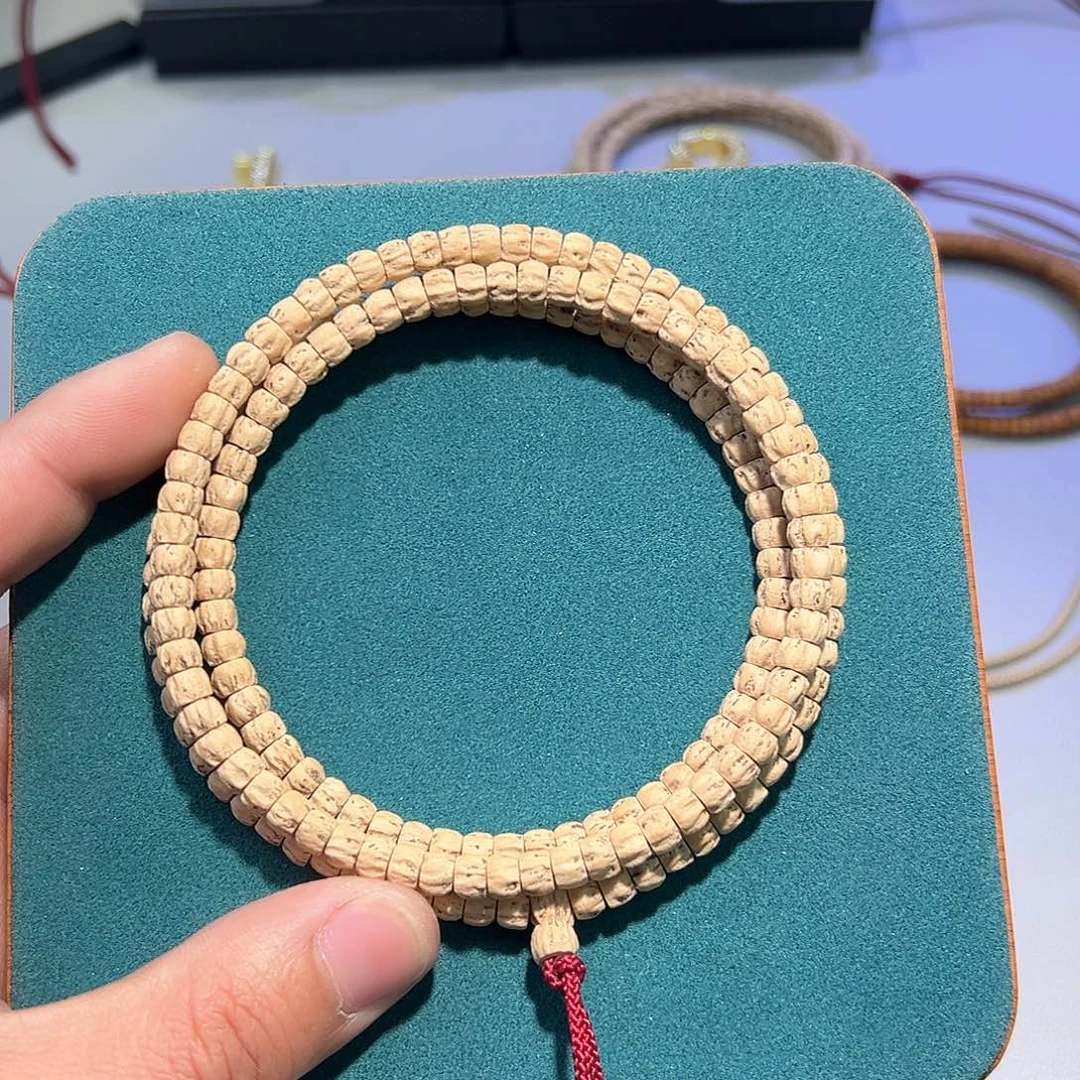 柏香籽/百香籽吊坠迪****曼