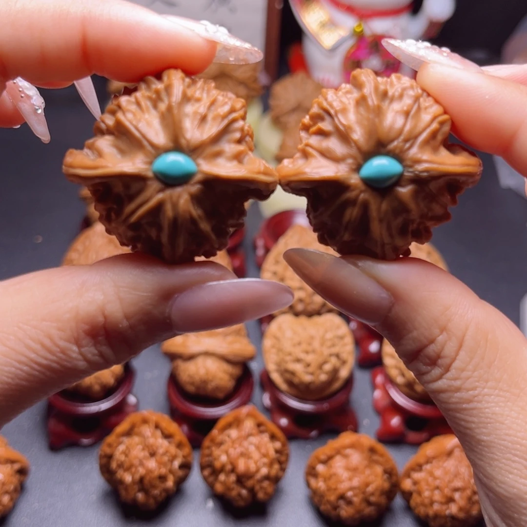 文玩核桃吊坠全品神配图图