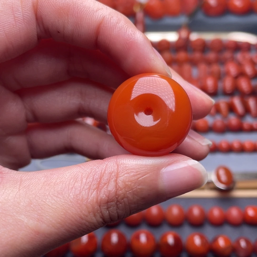 南红玛瑙未镶嵌其他W24瓦西柿子红平安扣