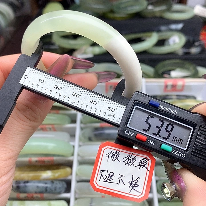 蛇纹石玉手镯未镶嵌842