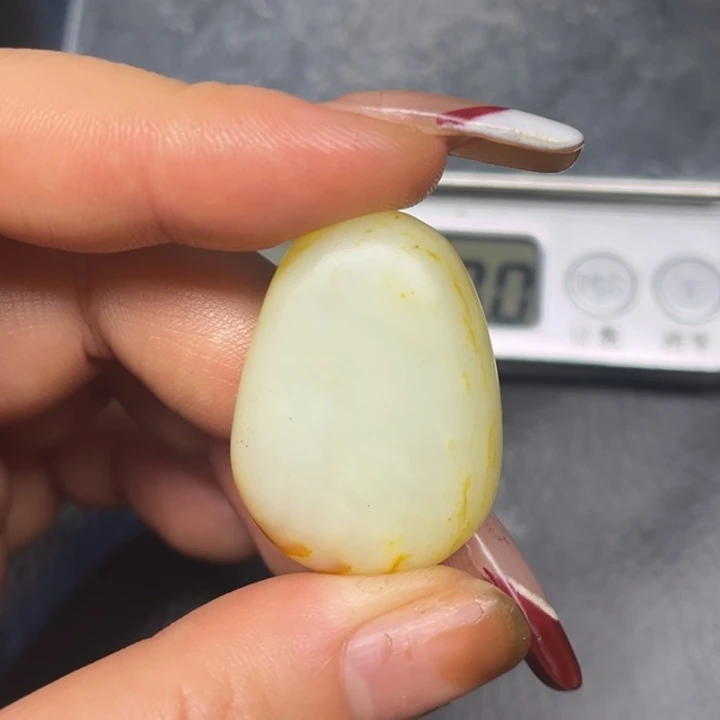 和田玉颈饰未镶嵌魏*彪