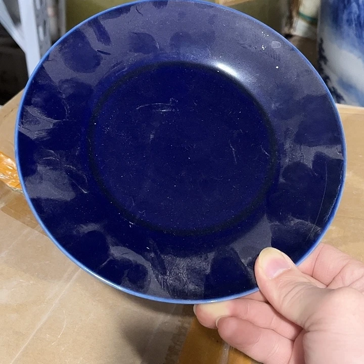 摆件//////直径19厘米。